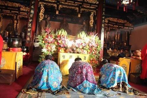 符、剑、镜里的宇宙密码——道教仪式中的象征符号体系